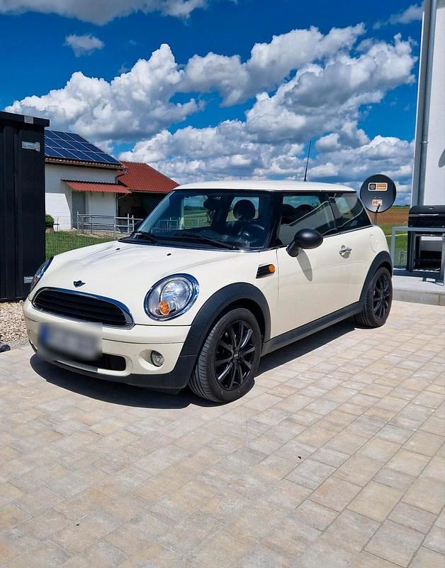 Beige Gebraucht 2009 Mini ONE Kleinwagen | 2.999 € (Guter Preis) - Bild 1/4