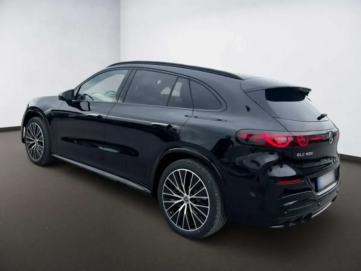 Gebraucht Mercedes GLC400d AMG 359 kW (489 PS) 2026 Schwarz SUV