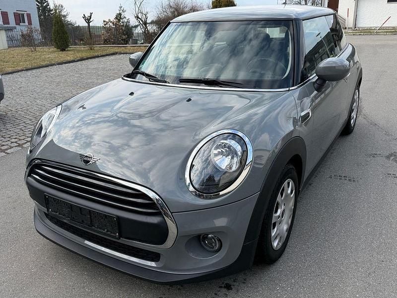 Gebraucht Mini ONE 102 PS (75 kW) 2019 Grau Kleinwagen
