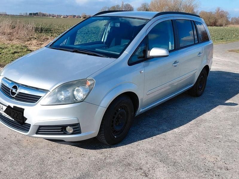 Gebraucht Opel Zafira 140 PS (102 kW) 2006 Silber Van / Kleinbus