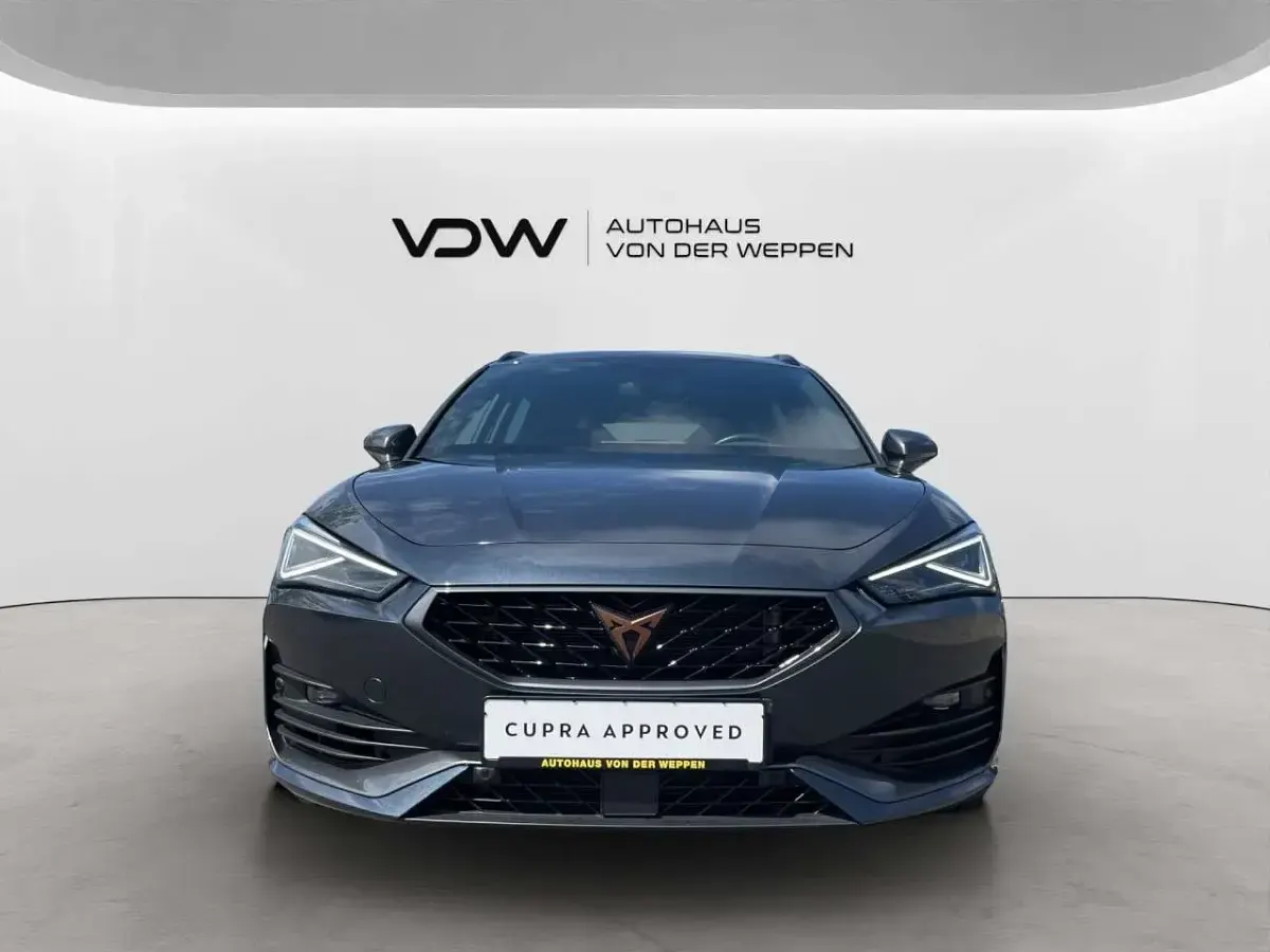 Gebraucht Cupra Leon VZ 310 PS (228 kW) 2024 Magnetic tech (grau) Kombi