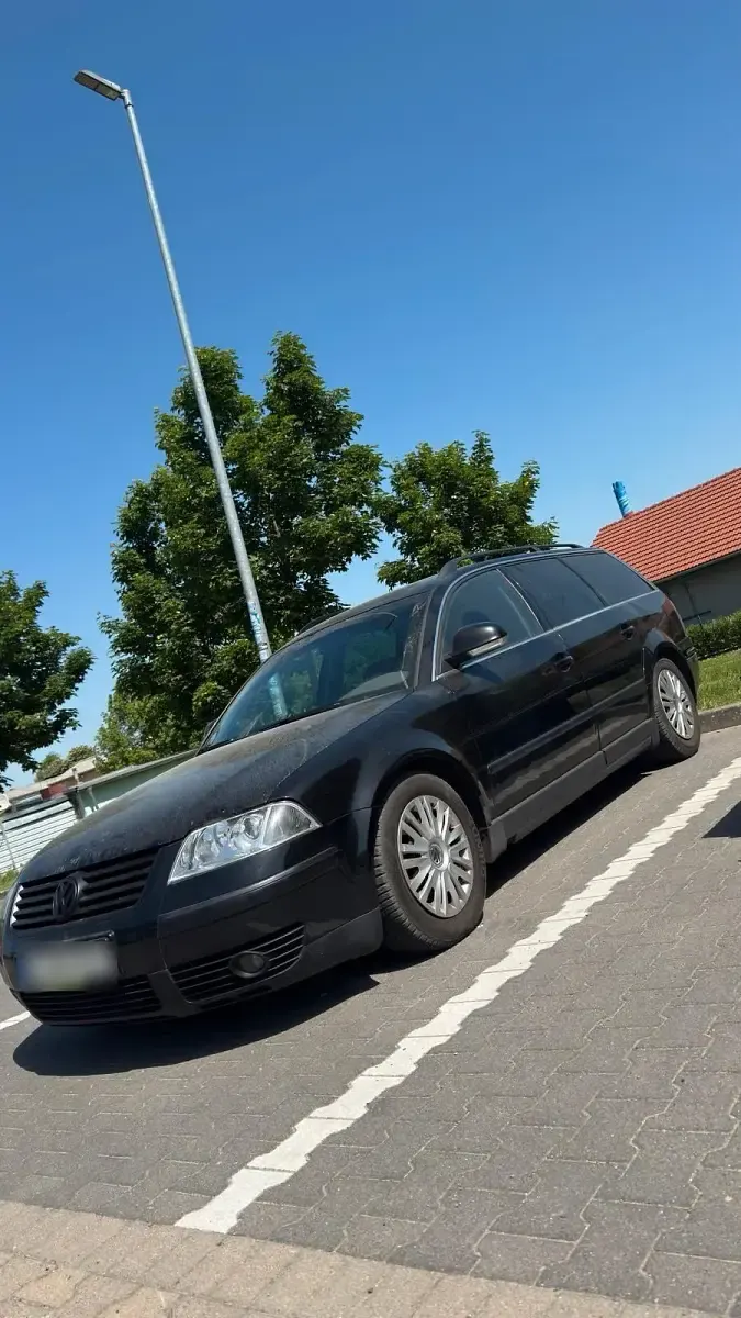 Gebraucht VW Passat 130 PS (95 kW) 2005 Schwarz Kombi