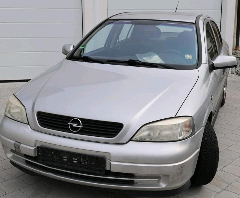 Silber Gebraucht 2001 Opel Astra Limousine | 680 € (Superpreis) - Bild 1/4