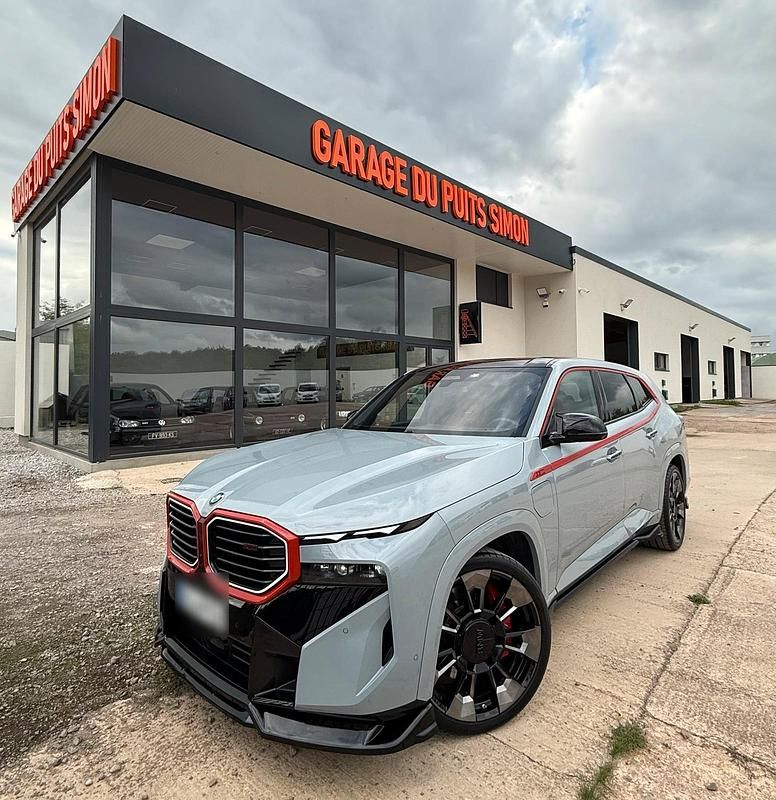 Grau Gebraucht 2024 BMW 750 Shadowline Limousine | 129.999 € - Bild 1/4