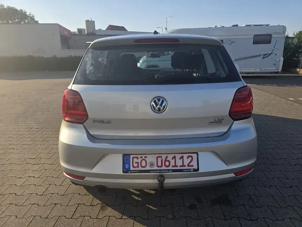 Gebraucht VW Polo Comfortline 90 PS (66 kW) 2015 Silber Limousine