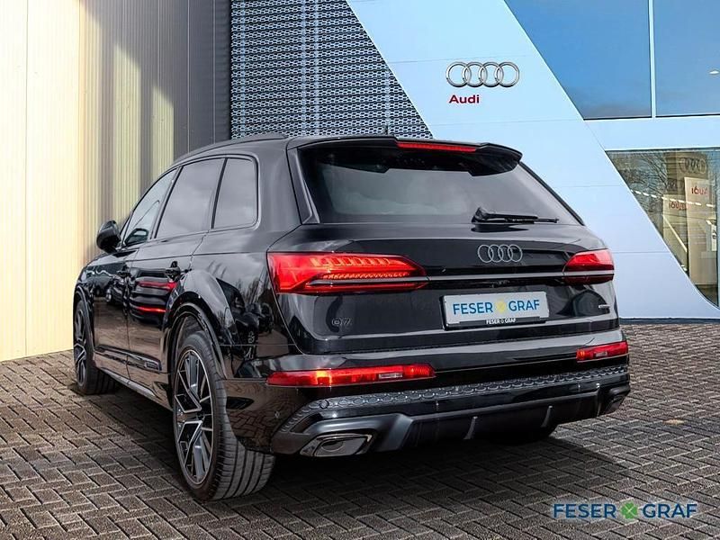Gebraucht Audi Q7 S-Line 286 PS (210 kW) 2025 Mythosschwarz metallic SUV