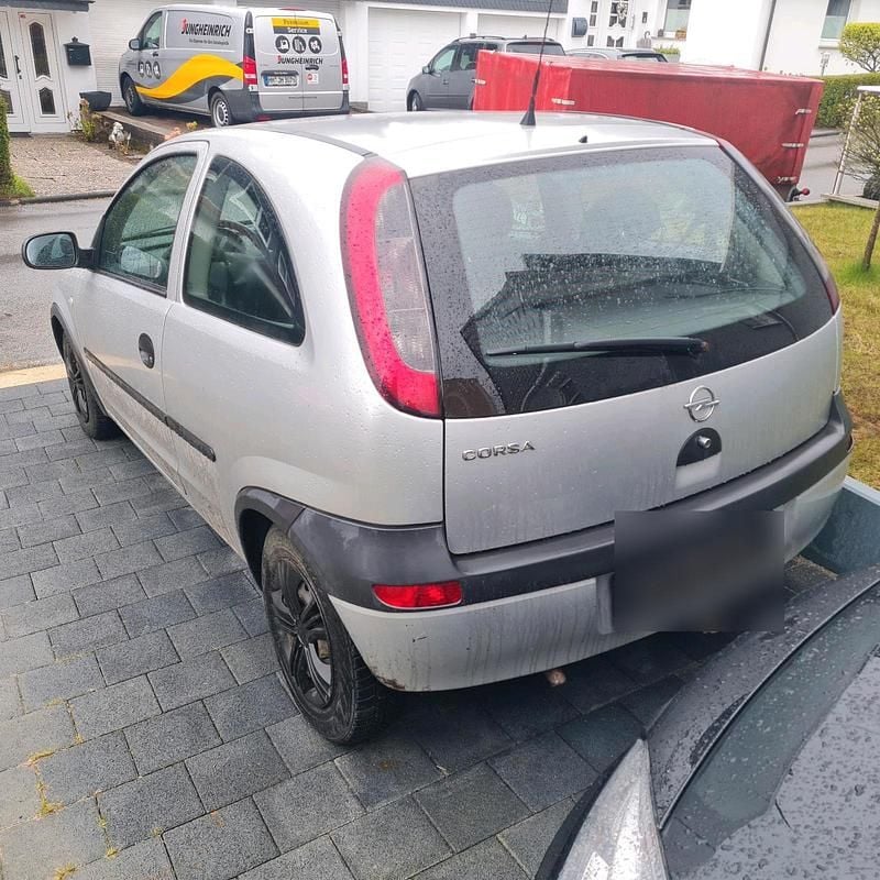 Gebraucht Opel Corsa 58 PS (42 kW) 2002 Silber Kleinwagen