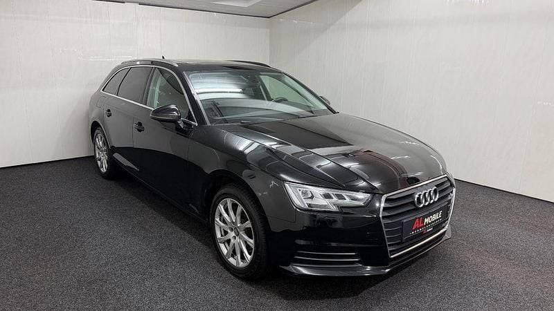 Gebraucht Audi A4 Basis 218 PS (160 kW) 2016 Schwarz Kombi