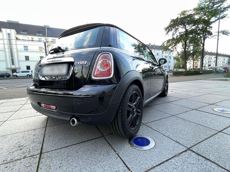 Usado Mini Cooper D 111 HP (81 kW) 2013 Preto Citadino