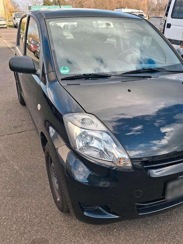 Gebraucht Daihatsu Sirion 70 PS (51 kW) 2007 Schwarz Kleinwagen