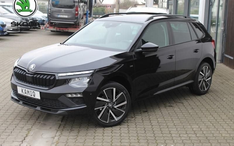 Schwarz Neu 2025 Skoda Kamiq Selection SUV | 31.490 € (Fairer Preis) - Bild 1/4