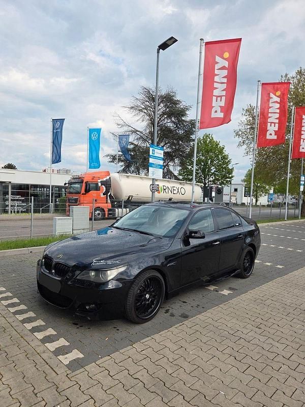Gebraucht BMW 520 170 PS (125 kW) 2004 Schwarz Limousine