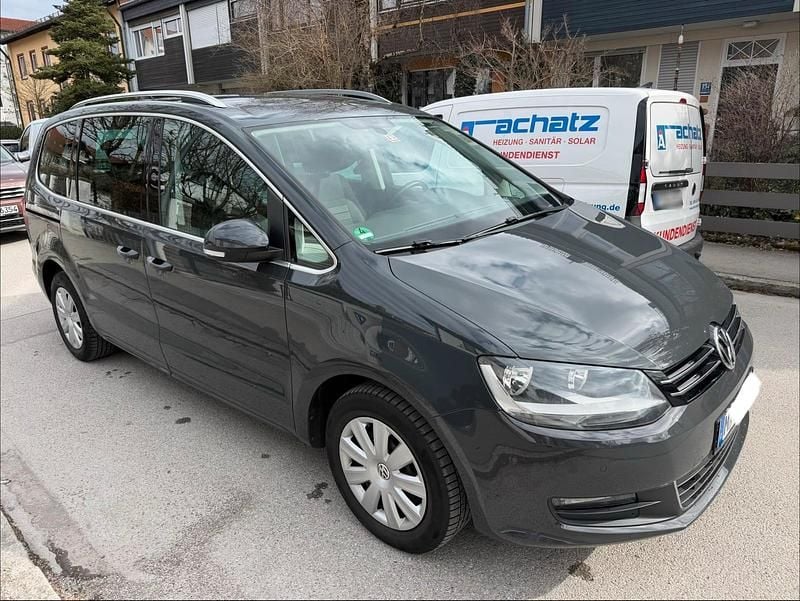 Gebraucht VW Sharan 140 PS (102 kW) 2013 Grau Van / Kleinbus