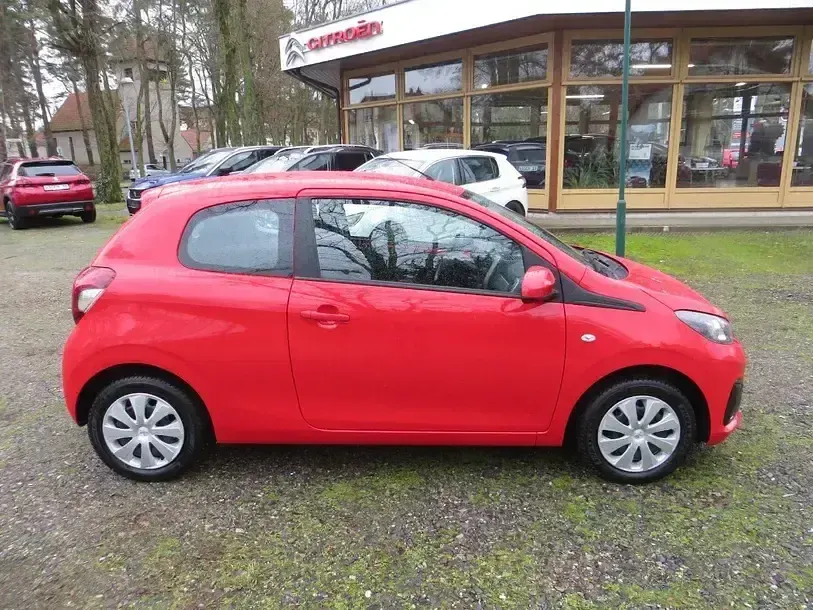 Gebraucht Peugeot 108 Active 69 PS (50 kW) 2017 Rot Kleinwagen