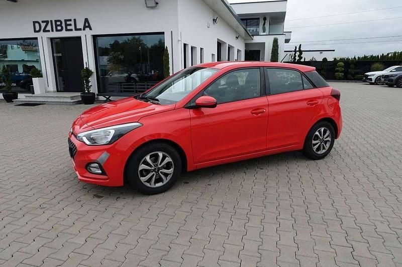Rot Gebraucht 2018 Hyundai i20 Trend Kleinwagen | 8.650 € (Guter Preis) - Bild 1/4