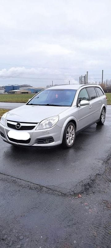Gebraucht Opel Vectra 155 PS (114 kW) 2005 Silber Kombi