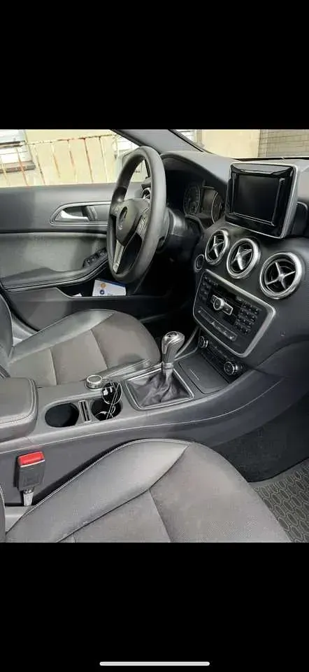 Gebraucht Mercedes A180 Style 109 PS (80 kW) 2014 Limousine