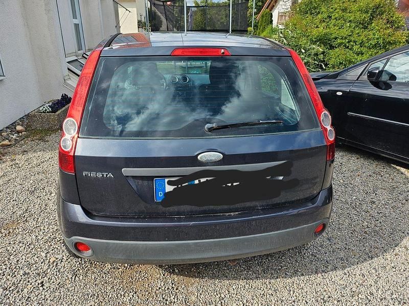 Gebraucht Ford Fiesta 69 PS (50 kW) 2006 Grau Kleinwagen