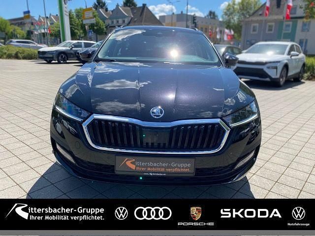 (schwarzmagic perleffekt) Gebraucht 2022 Skoda Octavia Clever Kombi | 17.980 € (Guter Preis) - Bild 1/4