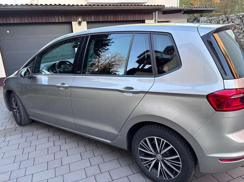 Gebraucht VW Golf VII Allstar 110 PS (80 kW) 2016 Silber Kombi
