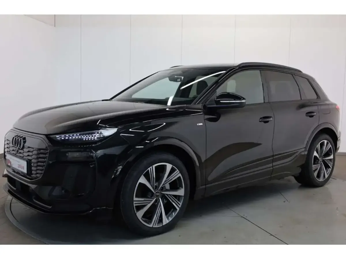 Gebraucht Audi Q6 e-tron S-Line 284 kW (387 PS) 2025 Schwarz SUV