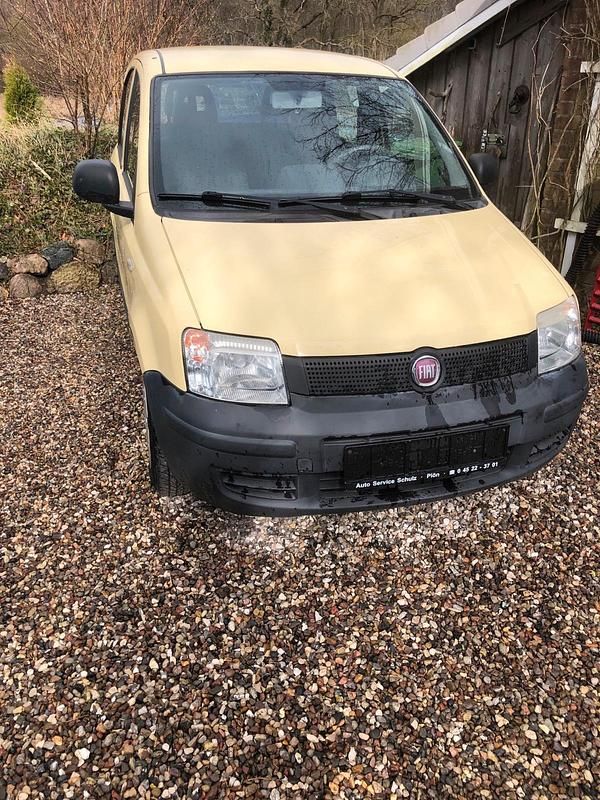 Gebraucht Fiat Panda 54 PS (39 kW) 2010 Gelb Kleinwagen