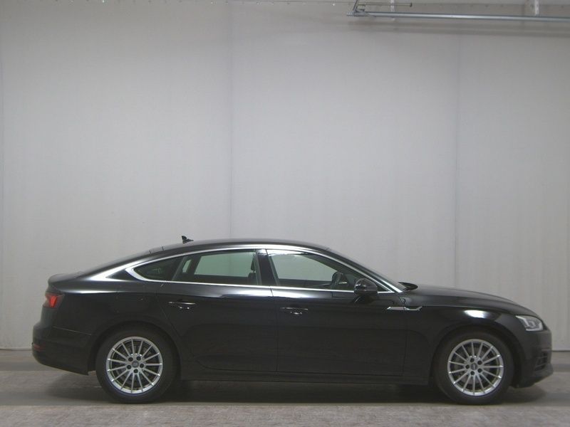 Schwarz Gebraucht 2019 Audi A5 Sportback Sport Limousine | 20.480 € (Superpreis) - Bild 1/4