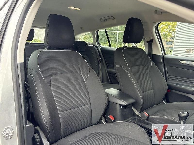 Gebraucht Ford Focus Business Edition 125 PS (91 kW) 2019 Grau Kombi