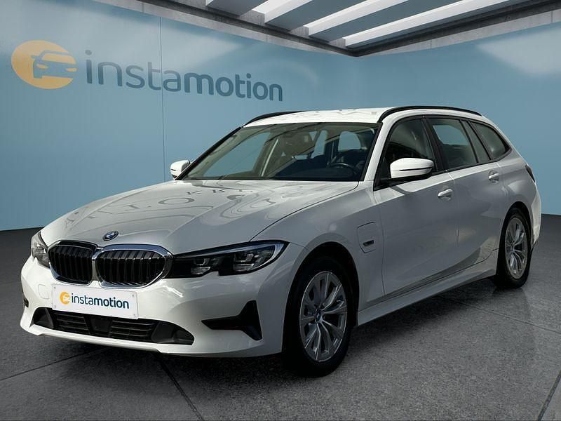 Gebraucht 2022 BMW 320e Kombi | 25.699 € (Fairer Preis) - Bild 1/4