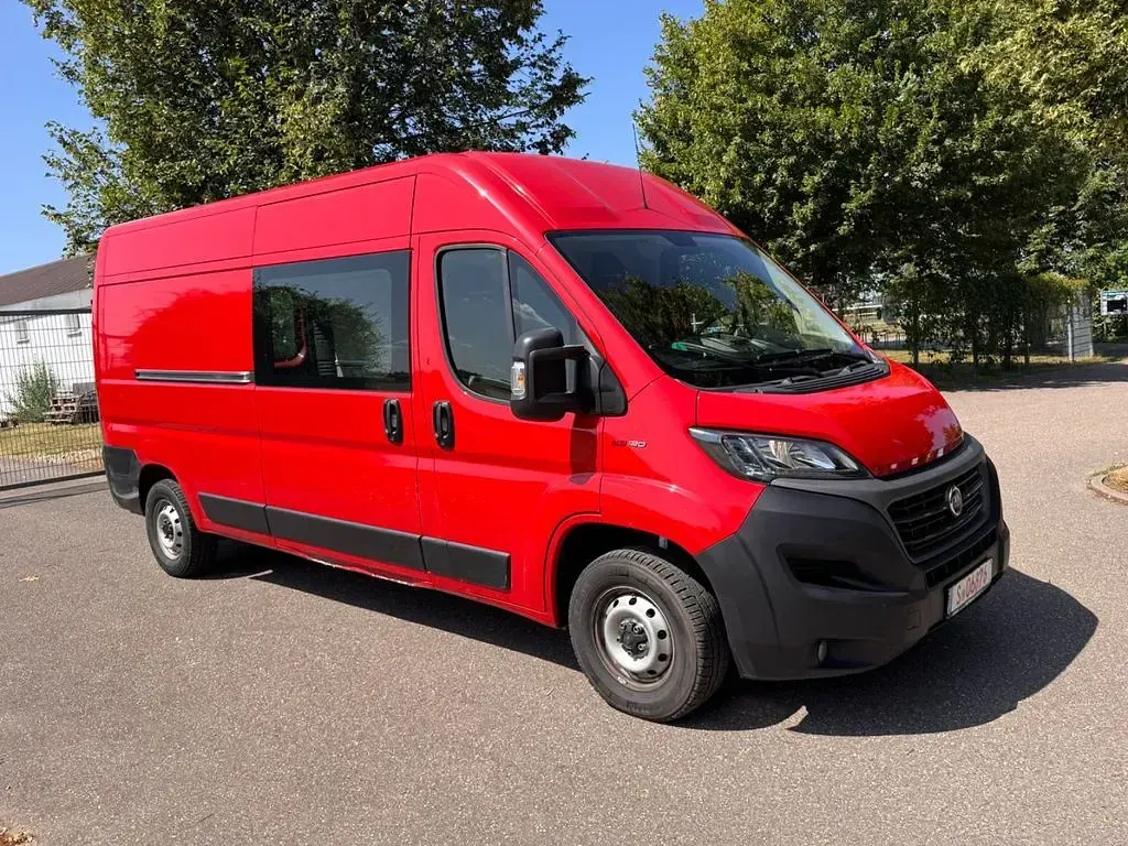 Gebraucht Fiat Ducato 120 PS (88 kW) 2021 Rot Van