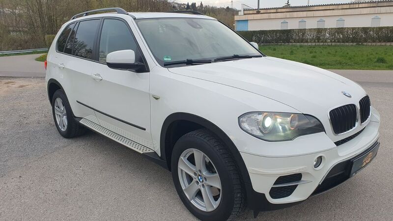 Weiß Gebraucht 2012 BMW X5 Sport Line SUV | 18.650 € (Fairer Preis) - Bild 1/4