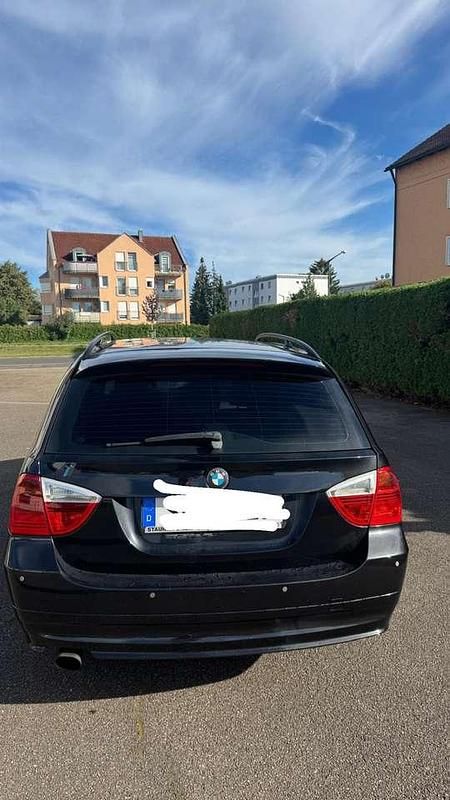 Gebraucht BMW 320 150 PS (110 kW) 2007 Kombi