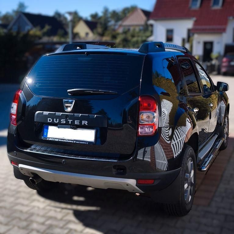 Gebraucht Dacia Duster Prestige 125 PS (91 kW) 2015 Schwarz SUV
