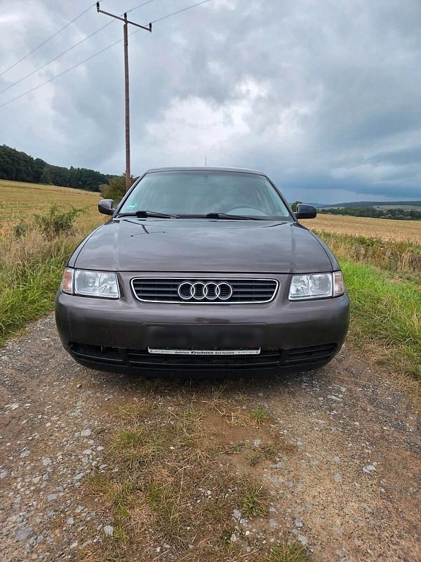 Braun Gebraucht 1999 Audi A3 Kleinwagen | 1.699 € (Fairer Preis) - Bild 1/4