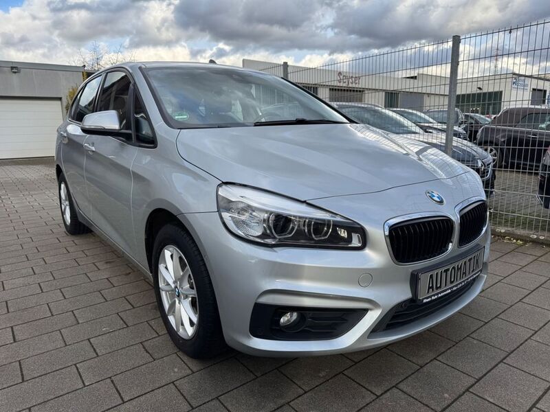 Silber Gebraucht 2016 BMW 218 Active Tourer Advantage Van / Kleinbus | 14.980 € (Fairer Preis) - Bild 1/4