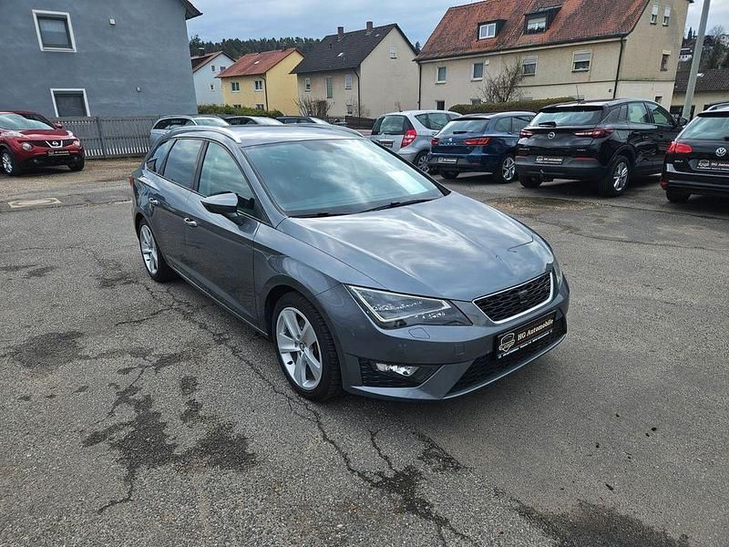 Usado Seat Leon ST FR 184 HP (135 kW) 2015 Cinzento Carrinha