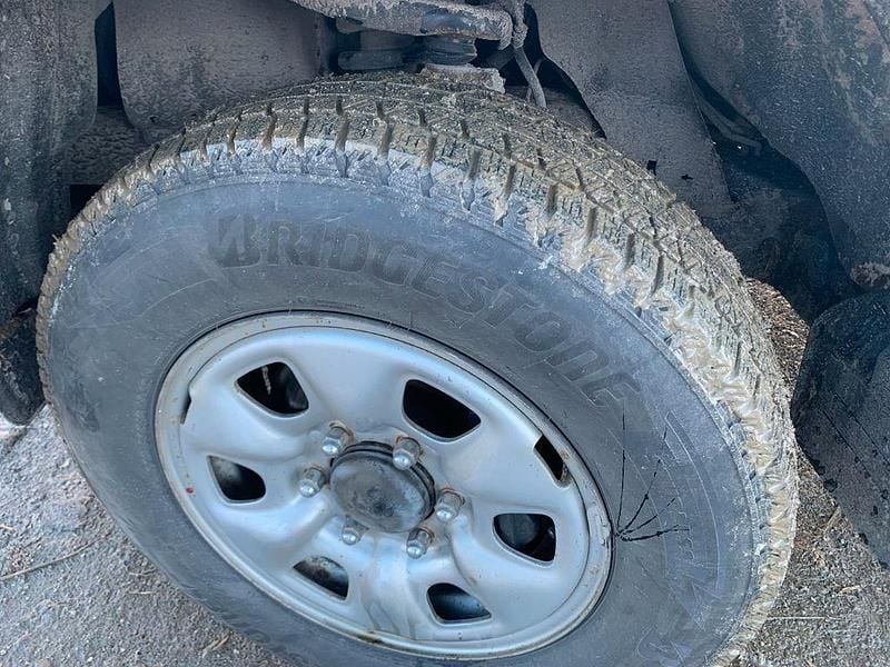 Gebraucht Toyota HiLux 144 PS (105 kW) 2013 Weiß Abholung