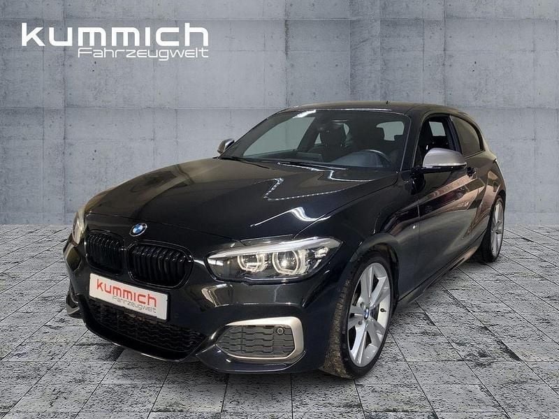 Schwarz Gebraucht 2018 BMW M140 M Sport Kleinwagen | 32.489 € (Fairer Preis) - Bild 1/4