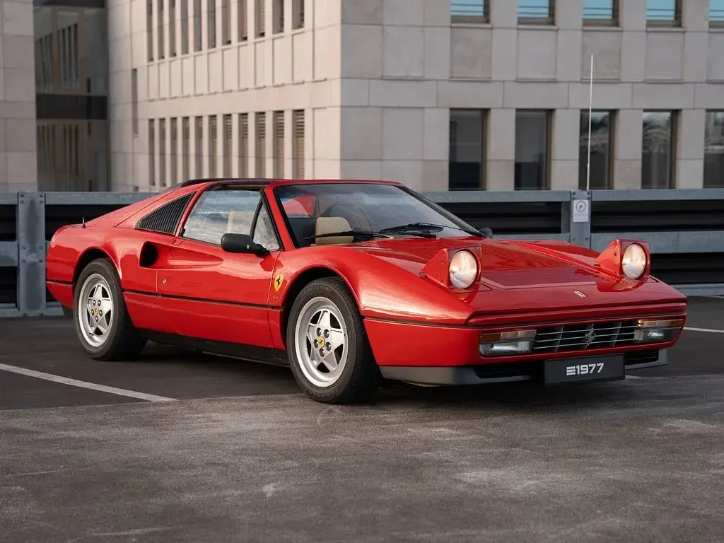 Second-hand Ferrari 328 256 CP (188 kW) 1988 Roșu Cabrio