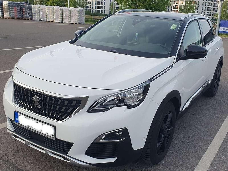 Weiß Gebraucht 2017 Peugeot 3008 Allure SUV | 16.300 € (Fairer Preis) - Bild 1/4