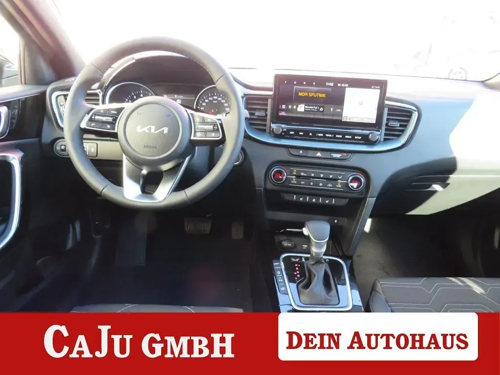Neu Kia XCeed 150 PS (110 kW) 2026 Grau SUV