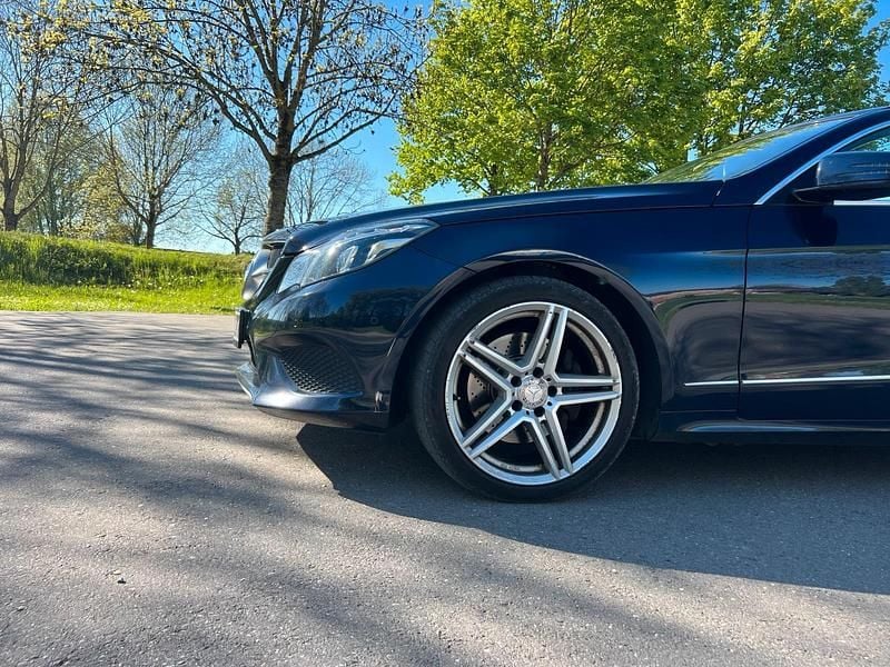 Gebraucht Mercedes E350 250 PS (183 kW) 2013 Blau Cabrio
