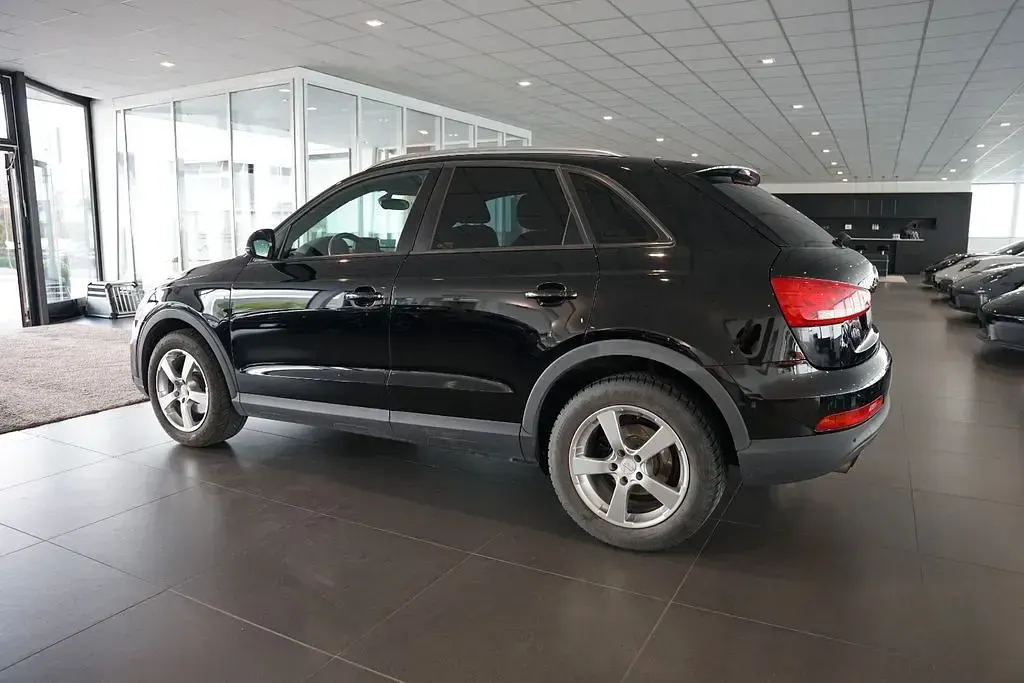 Gebraucht Audi Q3 S-Line 140 PS (102 kW) 2012 Schwarz SUV