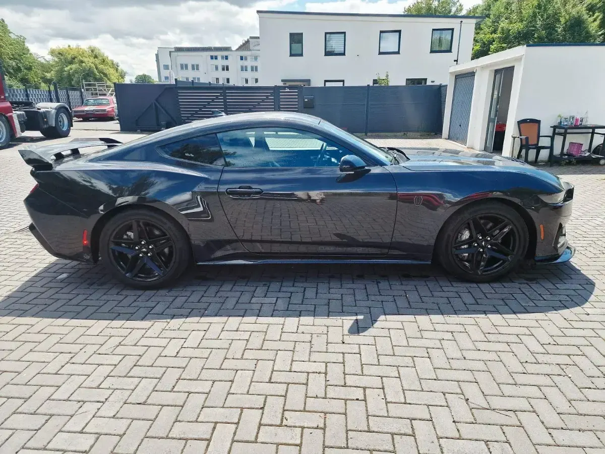 Gebraucht Ford Mustang Dark Horse 492 PS (361 kW) 2024 Grau Coupé