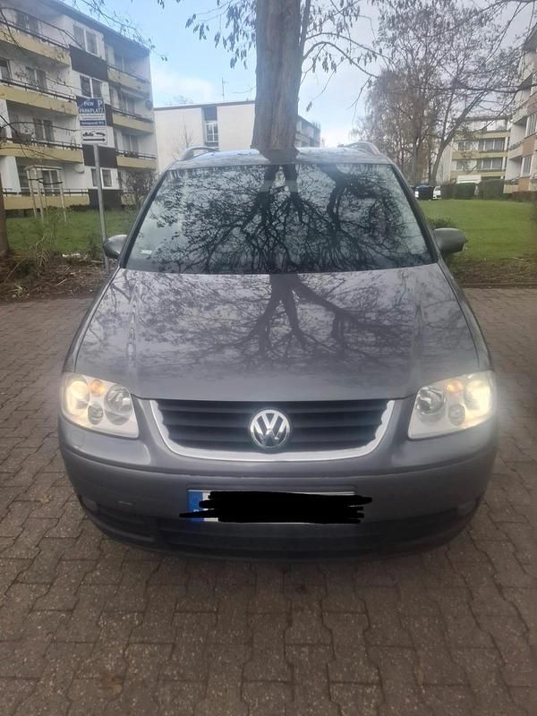 Gebraucht VW Touran 140 PS (102 kW) 2006 Grau Van / Kleinbus