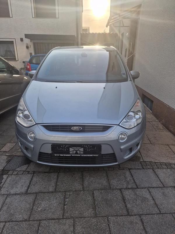 Gebraucht Ford S-MAX S 160 PS (117 kW) 2007 Silber Van / Kleinbus