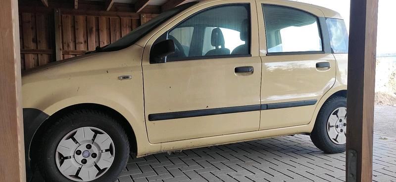 Gelb Gebraucht 2009 Fiat Panda Kleinwagen | 900 € (Superpreis) - Bild 1/2