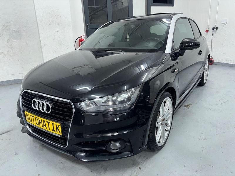 Schwarz Gebraucht 2011 Audi A1 S-Line Kleinwagen | 7.990 € (Guter Preis) - Bild 1/4