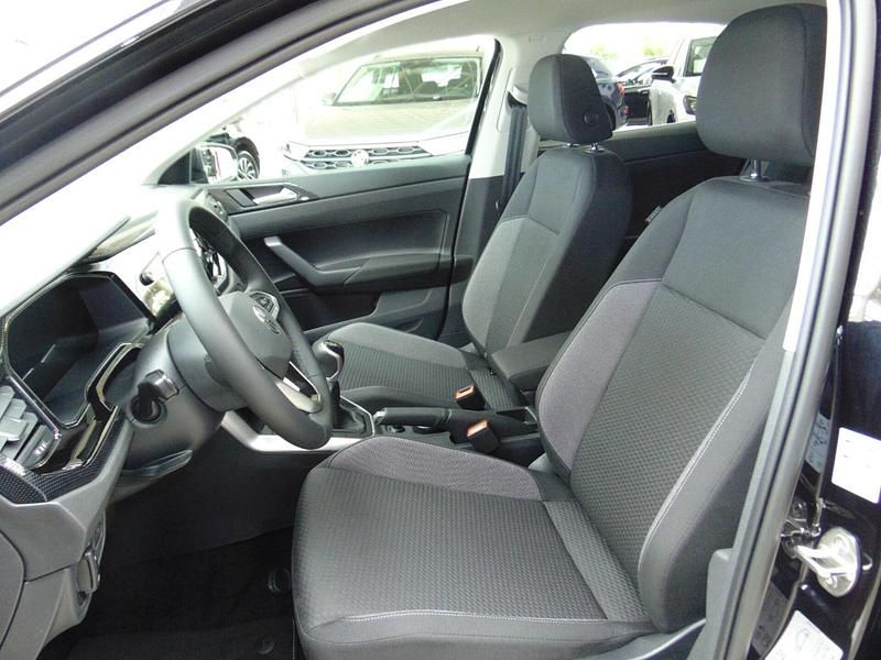 Neu VW Polo Life 95 PS (69 kW) 2025 Schwarz Limousine