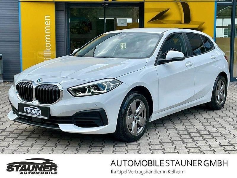 Weiß Gebraucht 2024 BMW 116 Advantage Kleinwagen | 20.980 € (Guter Preis) - Bild 1/4